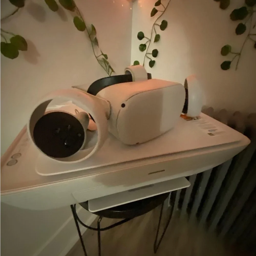 OCULUS QUEST 2